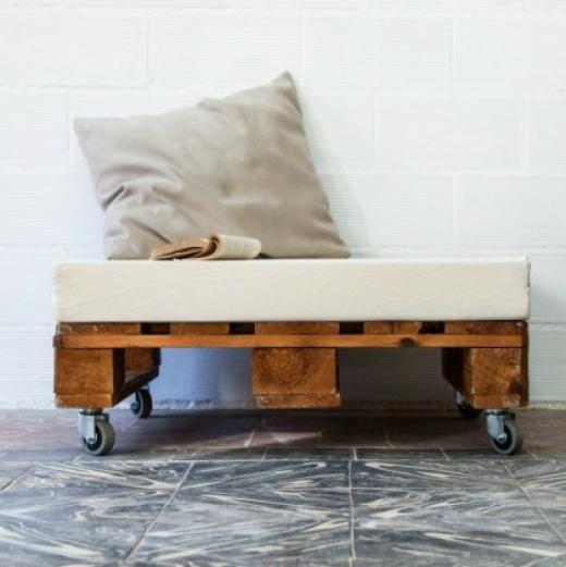 Pouf en palette EURO - Meubles et décoration en Tunisie
