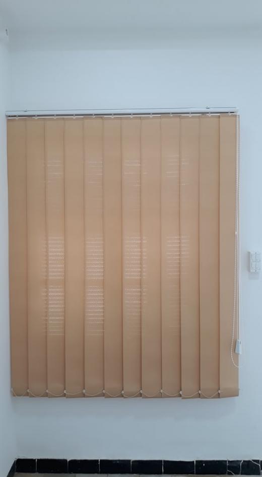 Store lamelle verticale - Meubles et décoration en Tunisie